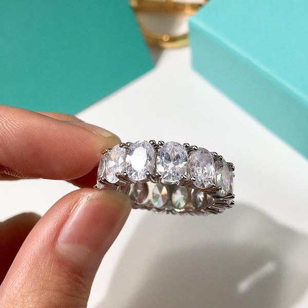 cluster rings fashion oval shape zircon ring row drill engagement for women bridal wedding band brand design, Golden;silver
cluster rings fashion oval shape zircon ring row drill engagement for women bridal wedding band brand design, Golden;silver