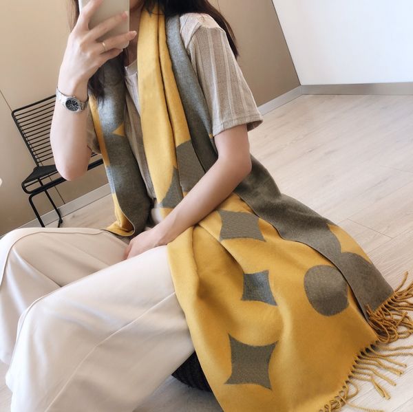 dichromatic classic woman cashmere scarfs men and women winter scarves ladies shawls with flower letters 65cm x 180cm, Blue;gray
dichromatic classic woman cashmere scarfs men and women winter scarves ladies shawls with flower letters 65cm x 180cm, Blue;gray