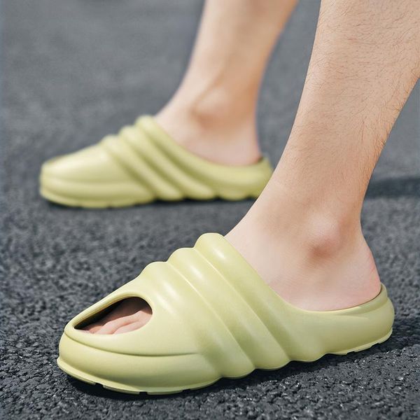 slippers 2021 style men's shoes trend casual personality eva one-piece molding summer comfortable hole beach, Black
slippers 2021 style men's shoes trend casual personality eva one-piece molding summer comfortable hole beach, Black