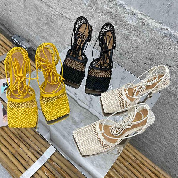 sandals fashion women square toe hollow pumps thin high heels cross strap lace up yellow/black/beige slides 06nl
sandals fashion women square toe hollow pumps thin high heels cross strap lace up yellow/black/beige slides 06nl
