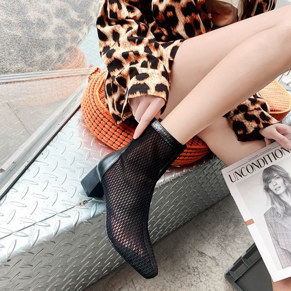 2021 Spring New Girls Party Shoes Breathable Net Cloth Suede Fashion Summer Martin Boots Korean Version of The British Style, Beige
2021 Spring New Girls Party Shoes Breathable Net Cloth Suede Fashion Summer Martin Boots Korean Version of The British Style, Beige