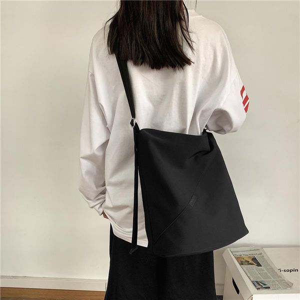 original uoct.all 2021 new korean version of student messenger bag simple ladies class shoulder bag
original uoct.all 2021 new korean version of student messenger bag simple ladies class shoulder bag
