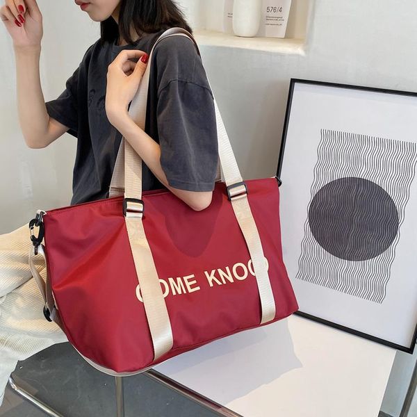 duffel bags 2021 oxford cloth outdoor travel bag trend one shoulder carry-on backpack
duffel bags 2021 oxford cloth outdoor travel bag trend one shoulder carry-on backpack