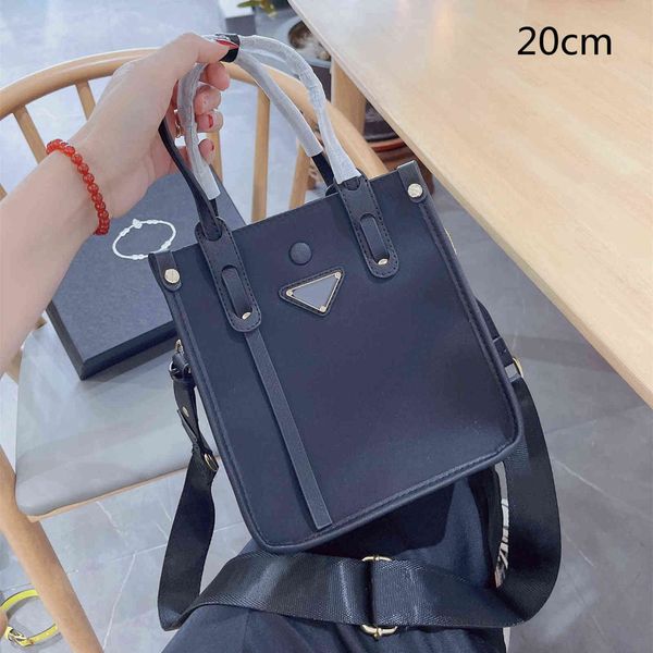 mini shoulder phone bags designer black crossbody fashion handbags purses change bag triangle wallets women cross body 2022
mini shoulder phone bags designer black crossbody fashion handbags purses change bag triangle wallets women cross body 2022