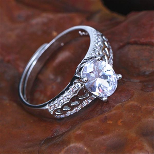 wedding rings fashionable woman silver ring classic exaggerated heart-shaped inlaid zircon temperament female hand jewelry, Slivery;golden
wedding rings fashionable woman silver ring classic exaggerated heart-shaped inlaid zircon temperament female hand jewelry, Slivery;golden