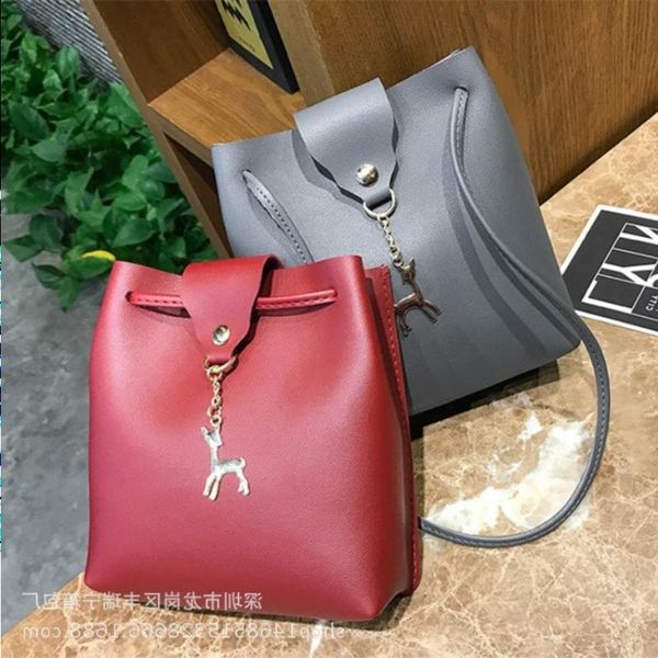 female 2017 new foreign winter autumn casual bag trade products small fashion shoulder and diagonal mobile phone korean uahdc
female 2017 new foreign winter autumn casual bag trade products small fashion shoulder and diagonal mobile phone korean uahdc