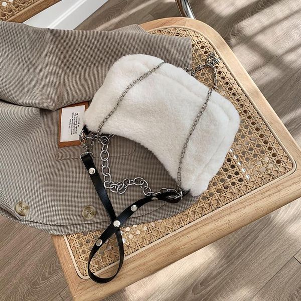 autumn winter shoulder underarm bag fashion women plush solid color messenger bag travel street chain totes
autumn winter shoulder underarm bag fashion women plush solid color messenger bag travel street chain totes