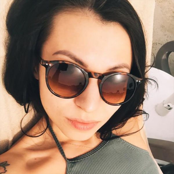 vintage round sunglasses women retro brand designer sun glasses male brown gradient mirror classic cat eye oculos de sol, White;black
vintage round sunglasses women retro brand designer sun glasses male brown gradient mirror classic cat eye oculos de sol, White;black