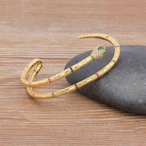 2020 european and american fashion copper cubic zircon opening cuff adjustable snake bangle jewelry for women girls gift, Golden;silver
2020 european and american fashion copper cubic zircon opening cuff adjustable snake bangle jewelry for women girls gift, Golden;silver
