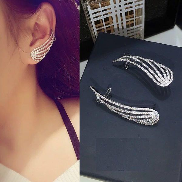 stud hibride angel wing ear cuff cubic zirconia women wedding party movie star red carpet earring boucle d'oreill e-84, Golden;silver
stud hibride angel wing ear cuff cubic zirconia women wedding party movie star red carpet earring boucle d'oreill e-84, Golden;silver