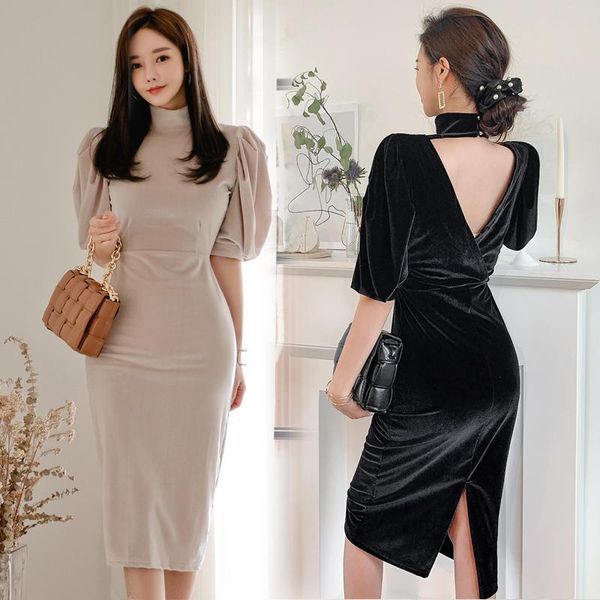 casual dresses 2021 spring autumn women dress girl high wait slim open back velvet o-neck elegant female bing party ladies, Black;gray
casual dresses 2021 spring autumn women dress girl high wait slim open back velvet o-neck elegant female bing party ladies, Black;gray