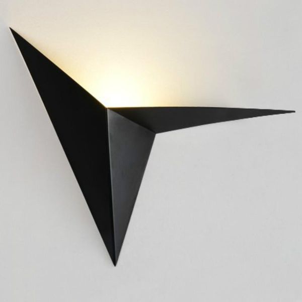 wall lamp modern minimalist creative black/white 3d geometric iron for living room balcony staircase aisle bedroom light 1044
wall lamp modern minimalist creative black/white 3d geometric iron for living room balcony staircase aisle bedroom light 1044