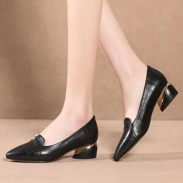 dress shoes female fashion black pu leather slip on square heel pumps lady casual comfort summer zapatos e6135
dress shoes female fashion black pu leather slip on square heel pumps lady casual comfort summer zapatos e6135