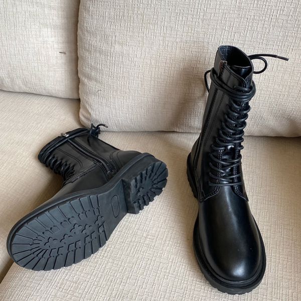 2022 Mid-calf Boots for Women Brand Design Black Boot Winter Snown Booties Ladies Short Botas Female British Motorcycle Boots
2022 Mid-calf Boots for Women Brand Design Black Boot Winter Snown Booties Ladies Short Botas Female British Motorcycle Boots