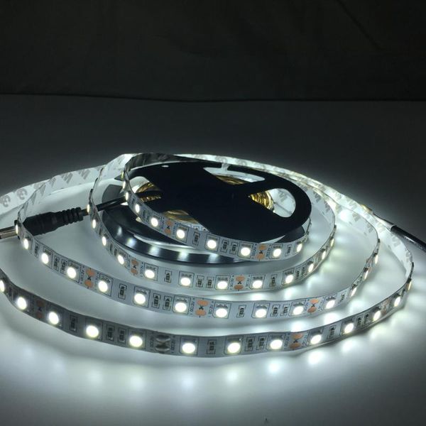 strips light emitting diode strip dc12v 60leds/m white / warm 300leds 5m with dc connector
strips light emitting diode strip dc12v 60leds/m white / warm 300leds 5m with dc connector