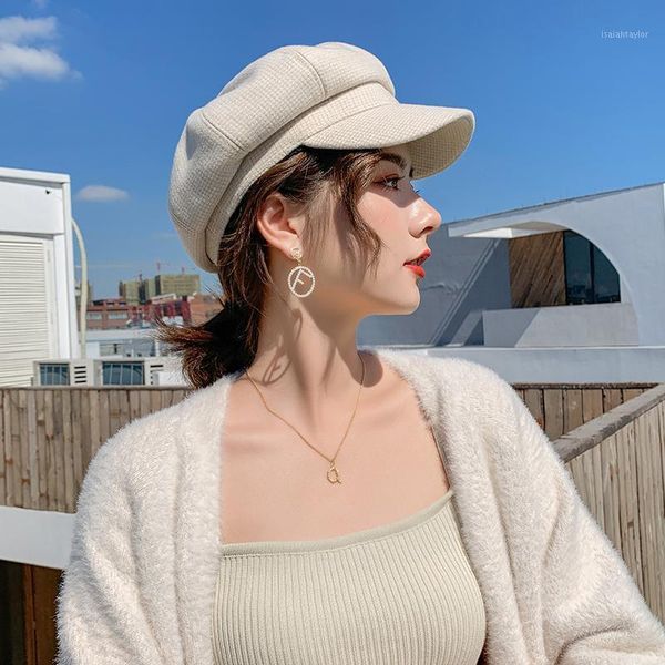 berets autumn and winter hats for women retro beret korean version of the british woolen octagonal hat warm painter cap, Blue;gray
berets autumn and winter hats for women retro beret korean version of the british woolen octagonal hat warm painter cap, Blue;gray