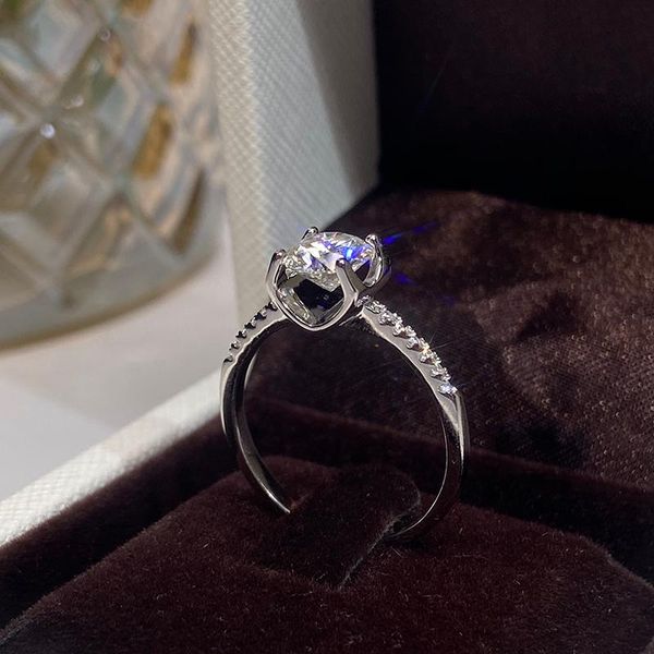 cluster rings moissanite ring 1ct with d color vvs1 excellent cut women engagement gift lab diamond real 925 solid silver, Golden;silver
cluster rings moissanite ring 1ct with d color vvs1 excellent cut women engagement gift lab diamond real 925 solid silver, Golden;silver