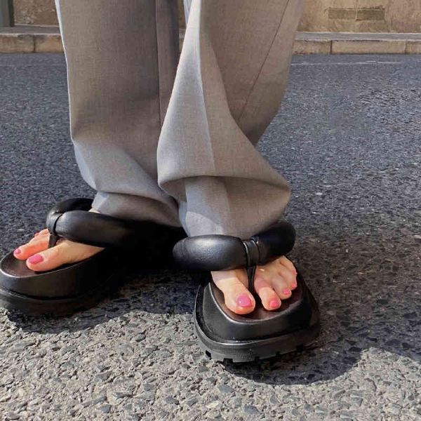 novel special women slippers personality thick bottom mature summer open-toe sandals 2021 casual flip flops sho, Black
novel special women slippers personality thick bottom mature summer open-toe sandals 2021 casual flip flops sho, Black