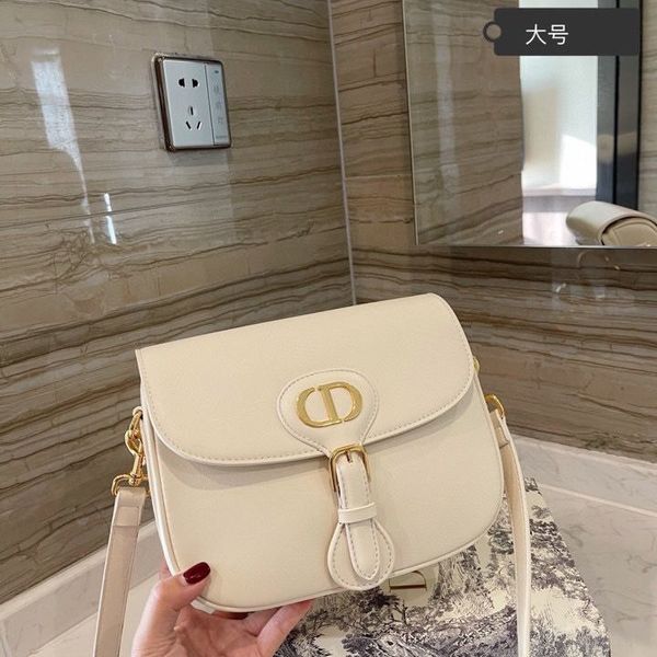 luxurys designers bag 2021 new style women's crossbody bag saddle fashion small round cow leather bag ysj