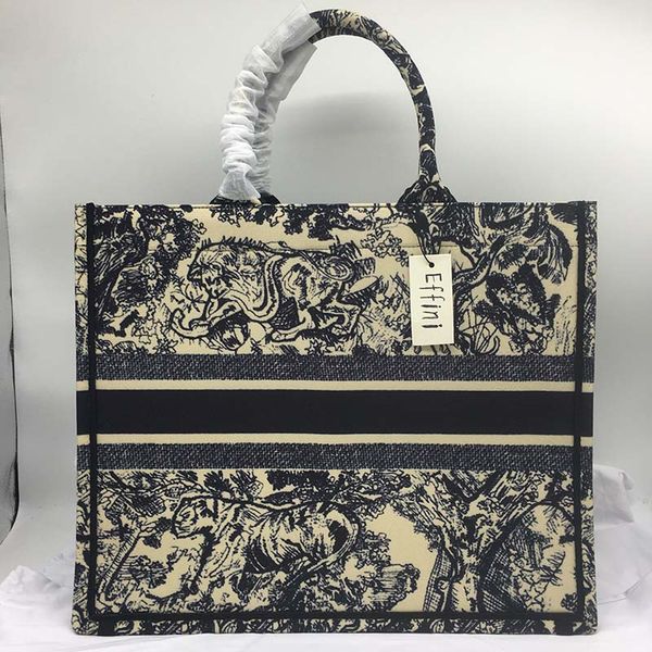 handbags purses women tote luxurys hand bags 2021 large travel shopping bag fashion shoulder crossbody messenger bag 
handbags purses women tote luxurys hand bags 2021 large travel shopping bag fashion shoulder crossbody messenger bag