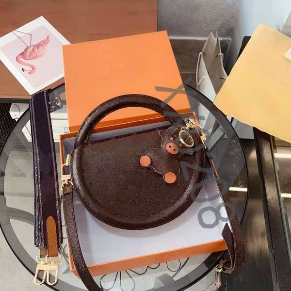 designer design quality new womens bag diagonal bag handbag two shoulder straps gift box packaging
designer design quality new womens bag diagonal bag handbag two shoulder straps gift box packaging