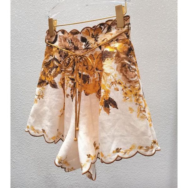 women's shorts golden linen summer retro print + sling top, White;black
women's shorts golden linen summer retro print + sling top, White;black