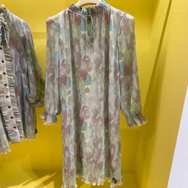 early spring shading ink printed flounce pressure plait long dress of 21051 casual dresses, Black;gray
early spring shading ink printed flounce pressure plait long dress of 21051 casual dresses, Black;gray
