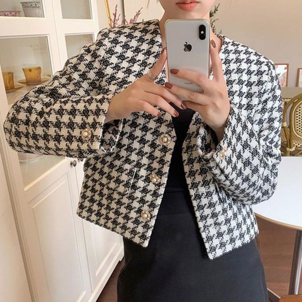 women's jackets 2021 korean women plaid fashion loose v-neck single breasted houndstooth fall casual ladies short coats, Black;brown
women's jackets 2021 korean women plaid fashion loose v-neck single breasted houndstooth fall casual ladies short coats, Black;brown