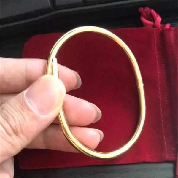 designer gold silver titanium steel nail bracelet inlay diamond screw cuff bracelets women men jewelry fashion bangle gift 16 19 21 size, Black
designer gold silver titanium steel nail bracelet inlay diamond screw cuff bracelets women men jewelry fashion bangle gift 16 19 21 size, Black