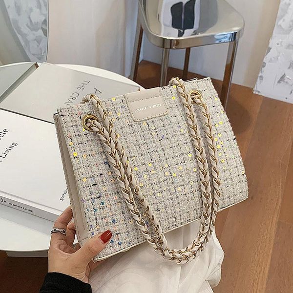 sequins square tote bag 2021 fashion new high-quality wool women's designer handbag chain shoulder messenger bag travel
sequins square tote bag 2021 fashion new high-quality wool women's designer handbag chain shoulder messenger bag travel