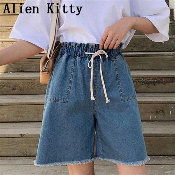 women's shorts alien kitty elastic blue high waist thin pockets ladies female loose summer fashion casual solid fresh short, White;black
women's shorts alien kitty elastic blue high waist thin pockets ladies female loose summer fashion casual solid fresh short, White;black
