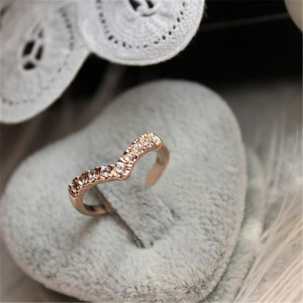 cluster rings women rose gold ring crystal zircon heart shaped irregular engagement wedding valentine day gift jewelry, Golden;silver
cluster rings women rose gold ring crystal zircon heart shaped irregular engagement wedding valentine day gift jewelry, Golden;silver