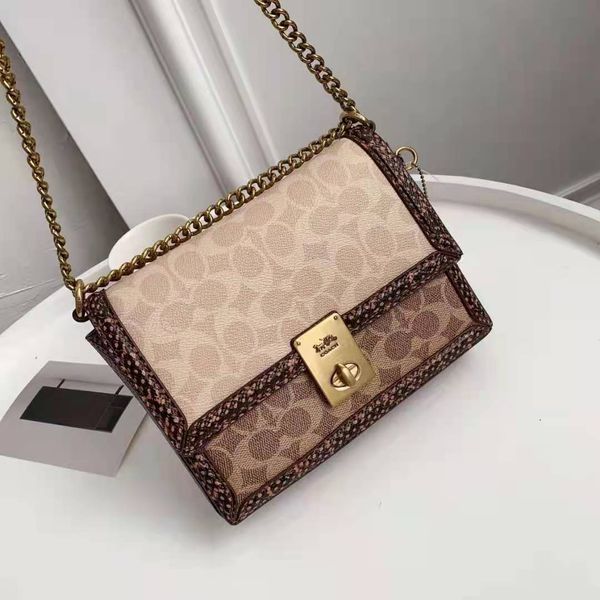 wholesale cow leather hide printed snake pattern color matching hatton chain small square bag one shoulder slant span luxuryss designerss yw
wholesale cow leather hide printed snake pattern color matching hatton chain small square bag one shoulder slant span luxuryss designerss yw