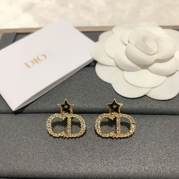 new letter full diamond earrings for women's selection high version material 925 silver needle five pointed star earrings accessories b, Golden
new letter full diamond earrings for women's selection high version material 925 silver needle five pointed star earrings accessories b, Golden