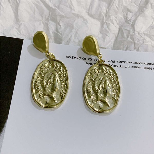 hbp fashion roman oval coin metal portrait long exaggerated temperament earrings, Silver
hbp fashion roman oval coin metal portrait long exaggerated temperament earrings, Silver