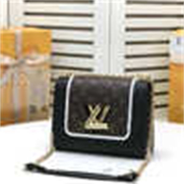 designer luxury m50338 m44837 m50282 m50271 twist medium handbag handbags iconic handles shoulder bags totes cross body bag brand clutch
designer luxury m50338 m44837 m50282 m50271 twist medium handbag handbags iconic handles shoulder bags totes cross body bag brand clutch