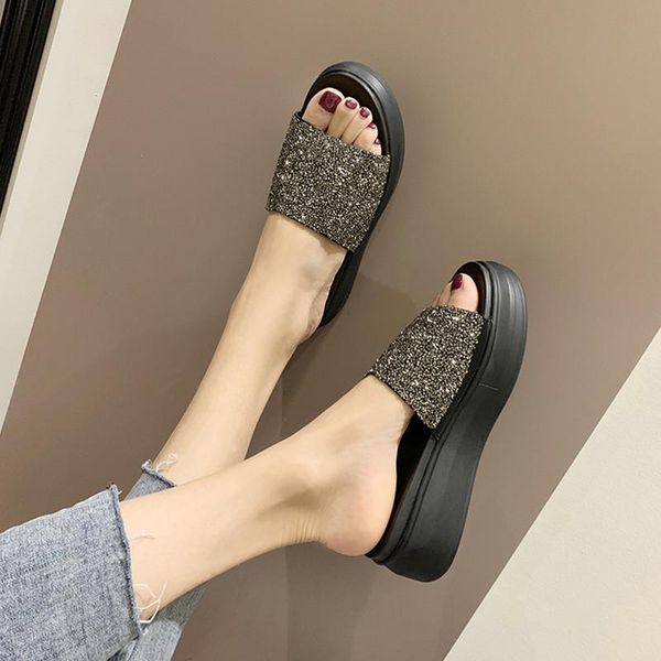 shoes woman 2021 on a wedge slippers for swimming pool luxury slides jelly flip flops pantofle platform heeled mules beach desig, Black
shoes woman 2021 on a wedge slippers for swimming pool luxury slides jelly flip flops pantofle platform heeled mules beach desig, Black