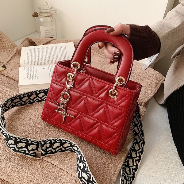 fashion bag women's handbags new handbag korean princess hand bag single shoulder messenger women clutches casual
fashion bag women's handbags new handbag korean princess hand bag single shoulder messenger women clutches casual