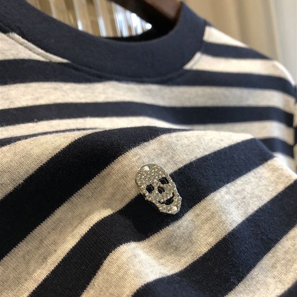 t shirt blue gray striped women's short sleeve 2021 summer round neck loose thin skull, White
t shirt blue gray striped women's short sleeve 2021 summer round neck loose thin skull, White