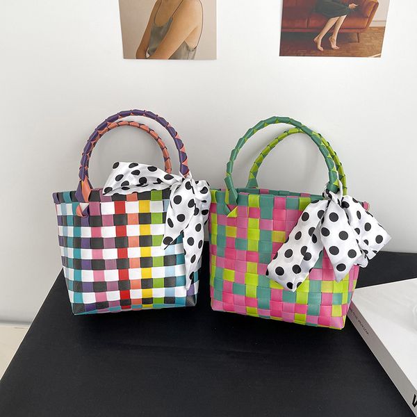 this year's popular hand woven vegetable basket bag, environmental protection material straw bag 2021 new women's handbag
this year's popular hand woven vegetable basket bag, environmental protection material straw bag 2021 new women's handbag