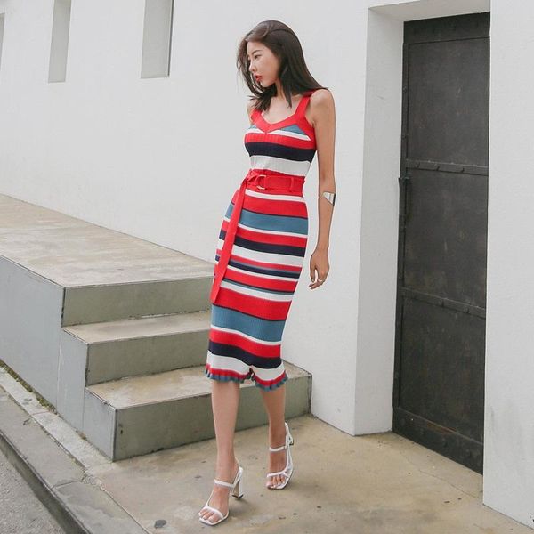 women knitting sweater two piece set clothing 2021 summer korean striped sleeveless tank + lace-up bodycon pencil skrit set, Gray
women knitting sweater two piece set clothing 2021 summer korean striped sleeveless tank + lace-up bodycon pencil skrit set, Gray