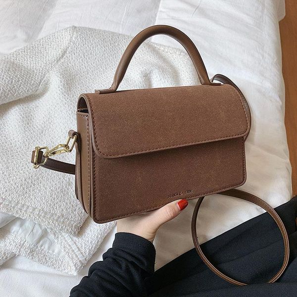 evening bags vintage square tote bag 2021 fashion matte pu leather women's designer handbag small shoulder messenger
evening bags vintage square tote bag 2021 fashion matte pu leather women's designer handbag small shoulder messenger