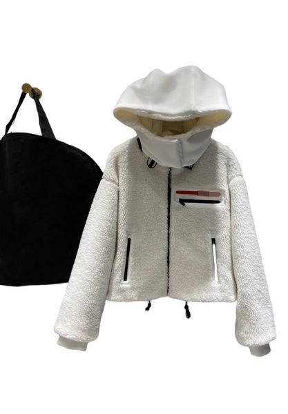 milan runway jackets 2022 spring stand collar long sleeve panelled women's designer coats brand same style outerwear 1206-6, Black;brown
milan runway jackets 2022 spring stand collar long sleeve panelled women's designer coats brand same style outerwear 1206-6, Black;brown