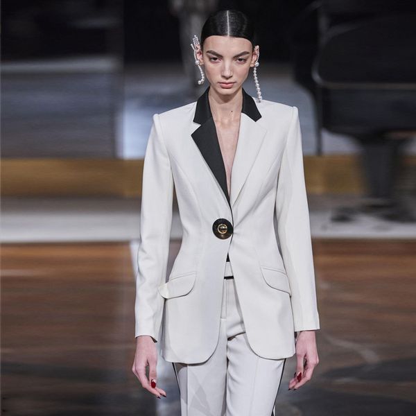 2021 new european designers runway women autumn elegant notched patchwork slim blazer femenino fashion streetwear buwj, White;black
2021 new european designers runway women autumn elegant notched patchwork slim blazer femenino fashion streetwear buwj, White;black
