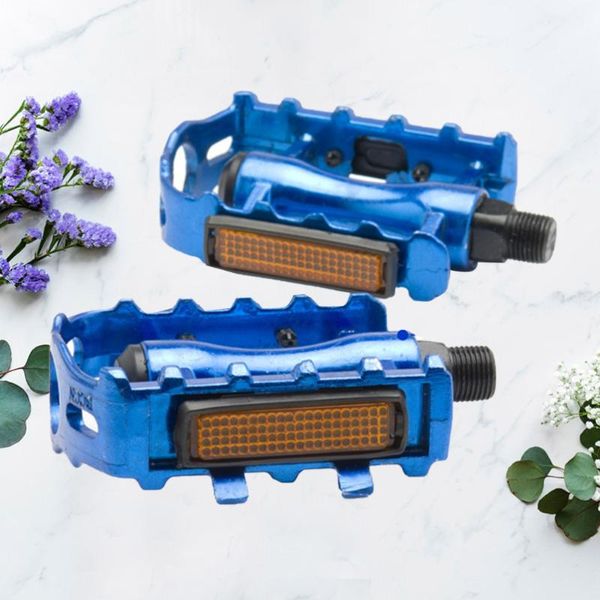 bike pedals 1 pair of aluminum alloy mountain pedal with anti-slip spike accessory (blue)
bike pedals 1 pair of aluminum alloy mountain pedal with anti-slip spike accessory (blue)
