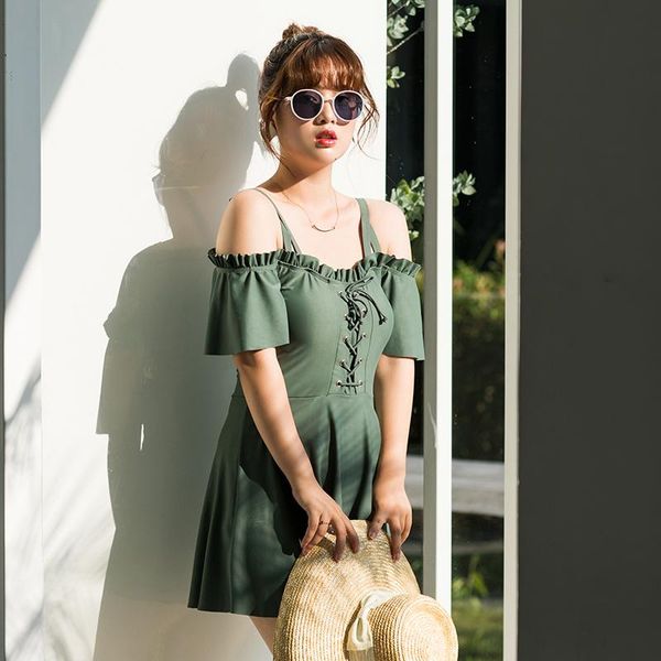 womens off shoulder swimsuits one piece green plus size swimwear push up 2021 chic solid ruffles lace up padding bathing suit
womens off shoulder swimsuits one piece green plus size swimwear push up 2021 chic solid ruffles lace up padding bathing suit