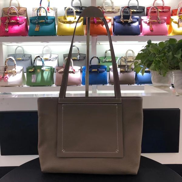 wholesale concise style plain shopping bags women medium togo cowhide genuine leather internal divider zipper pocket shoulder bag
wholesale concise style plain shopping bags women medium togo cowhide genuine leather internal divider zipper pocket shoulder bag