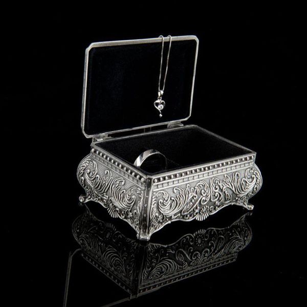 jewelry pouches, bags vintage trinket box rectangle metallic floral engraved earring ring chest case necklace organzier storage, Pink;blue
jewelry pouches, bags vintage trinket box rectangle metallic floral engraved earring ring chest case necklace organzier storage, Pink;blue
