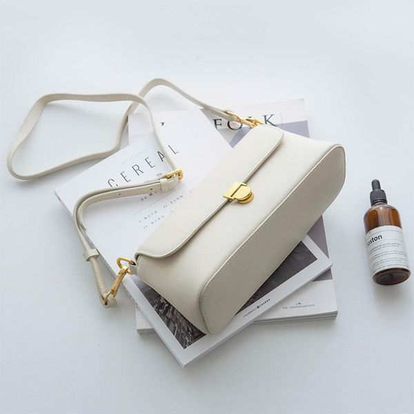 shoulder bags armpit bag niche retro high-grade cow leather handbag oblique lock luxury handbags women designer
shoulder bags armpit bag niche retro high-grade cow leather handbag oblique lock luxury handbags women designer