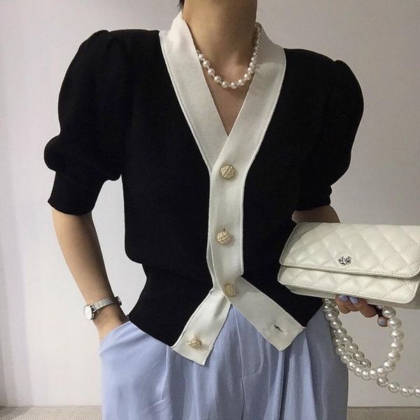 women's blouses & shirts sannian women shirt summer v-neck black and white hit color single-breasted casual all-match short-sleeved swe
women's blouses & shirts sannian women shirt summer v-neck black and white hit color single-breasted casual all-match short-sleeved swe